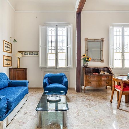 Bright Apartment With Private Garden And Balcony Φλωρεντία Εξωτερικό φωτογραφία