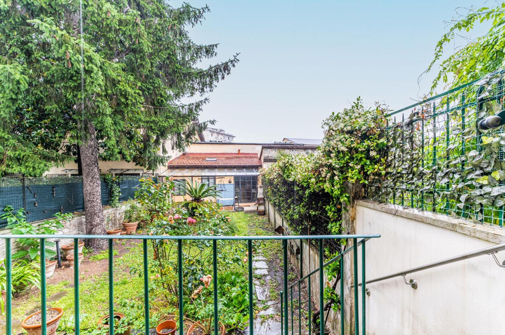 Bright Apartment With Private Garden And Balcony Φλωρεντία Εξωτερικό φωτογραφία